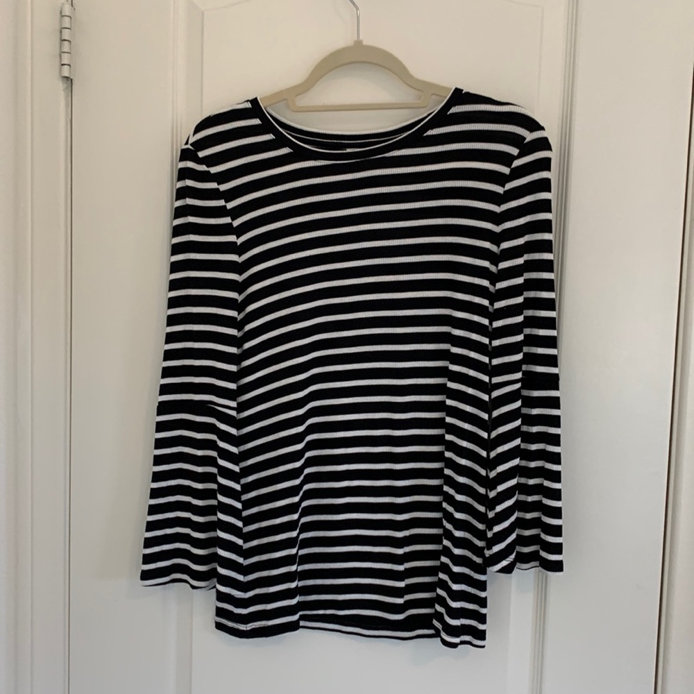 ON stripe top. - Picture 1 of 6
